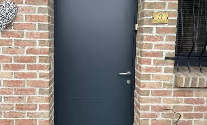 Porte d'entrée, Arras, CHM Menuiserie