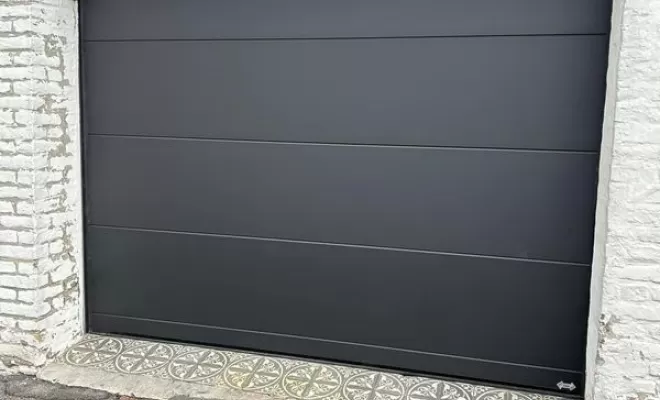 Porte de garage, Arras, CHM Menuiserie