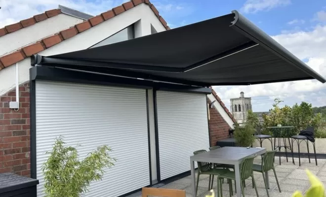 Pose et installation d'un store de terrasse à Lomme, Arras, CHM Menuiserie