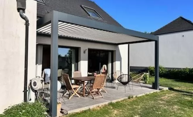 Installation de pergola bioclimatique motorisée à Arras, Arras, CHM Menuiserie